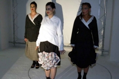 photo1