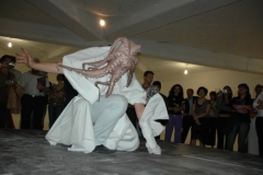 performanceactionartcasoriamuseummay2005_jannismarkopoulosgreece